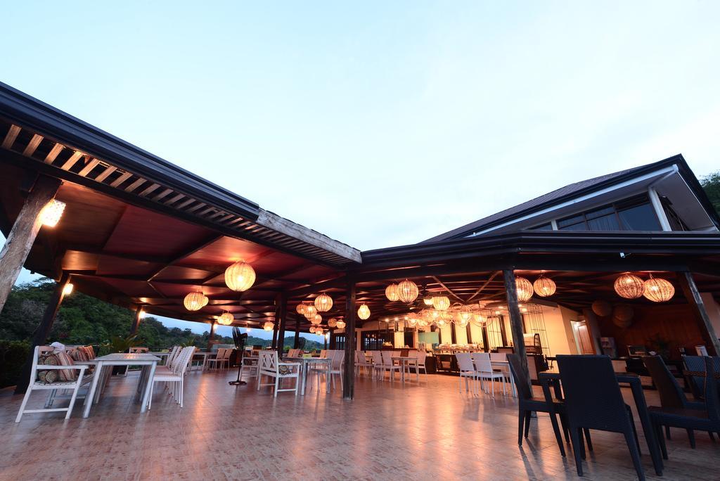 Tugawe Cove Resort Colongcocon Dış mekan fotoğraf