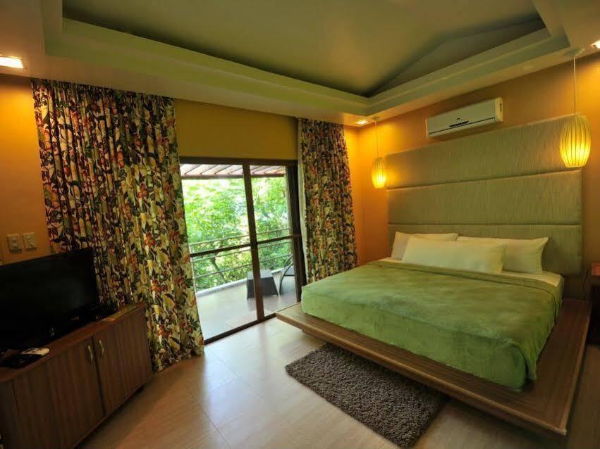 Tugawe Cove Resort Colongcocon Dış mekan fotoğraf